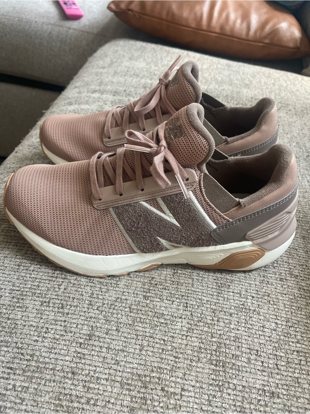 New Balance Women’s Fresh Foam X 1440 V1 Taupe Mesh Sneaker - Picture 3 of 8